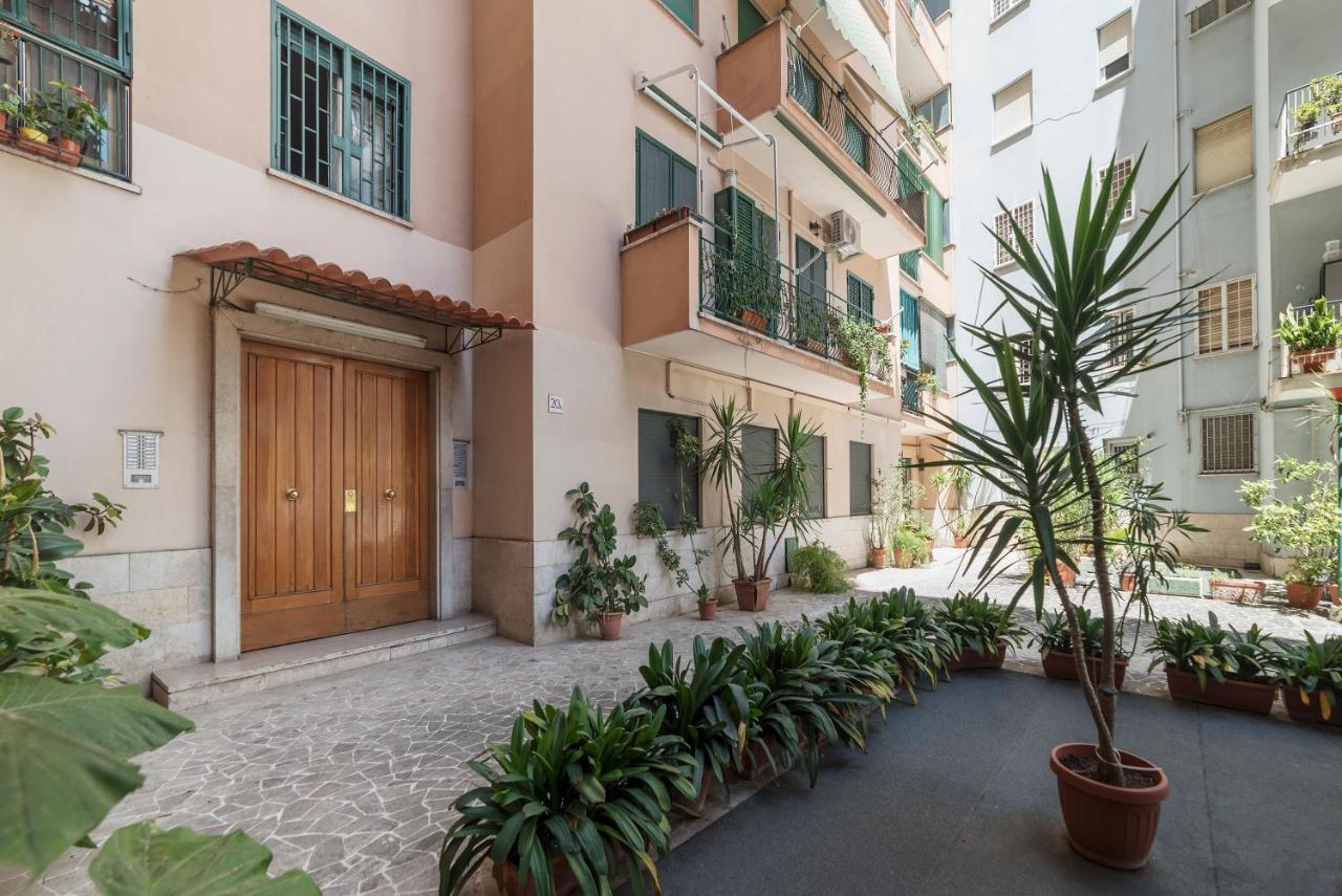 San Giovanni Apartment With Balcony Roma Exterior foto