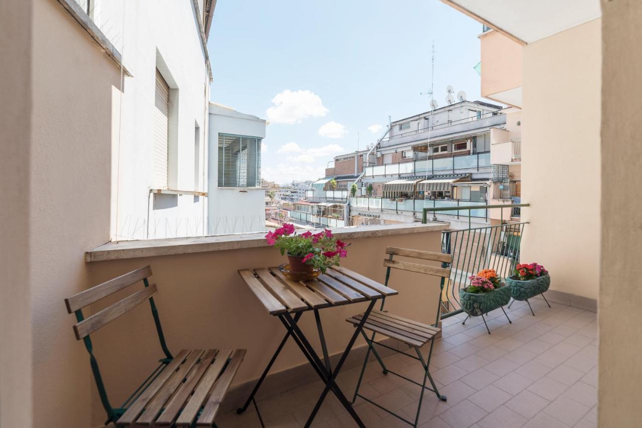 San Giovanni Apartment With Balcony Roma Exterior foto